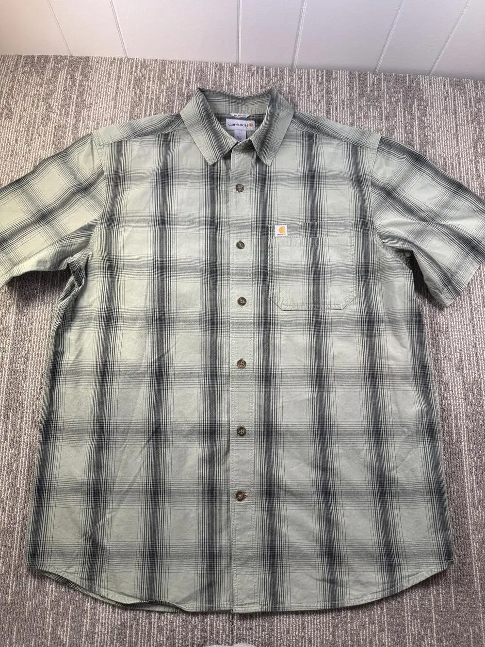 Carhartt Shirt Mens Large Green Plaid Short Sleeve Button Up Relaxed Fit Casual